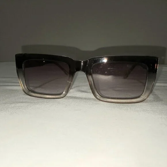 & Other Stories | Accessories | Other Stories Oversize  display picture 2